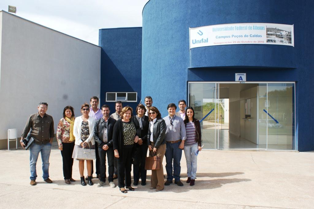 CLASSIFICAÇÃO DOS ÂNGULOS – CURSINHO SABERES UNIFAL-MG, Campus Poços de  Caldas