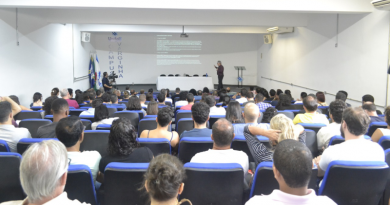 Mesa-redonda destaca debates do curso de extensão “Um Livro, Várias Lições: questões políticas”; o evento ocorre no campus Varginha, no dia 07/12