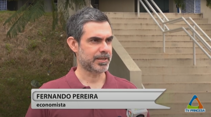 Professor da UNIFAL-MG esclarece informações sobre reajuste do salário  mínimo; reportagem repercute em canal de mídia regional – Universidade  Federal de Alfenas