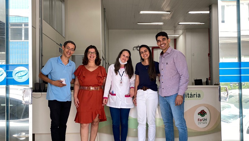 Representantes da Secretaria Municipal da Saúde de Alfenas visitam a Farmácia Universitária da UNIFAL-MG; encontro intensifica parceria consolidada em prol do atendimento farmacêutico de qualidade à população