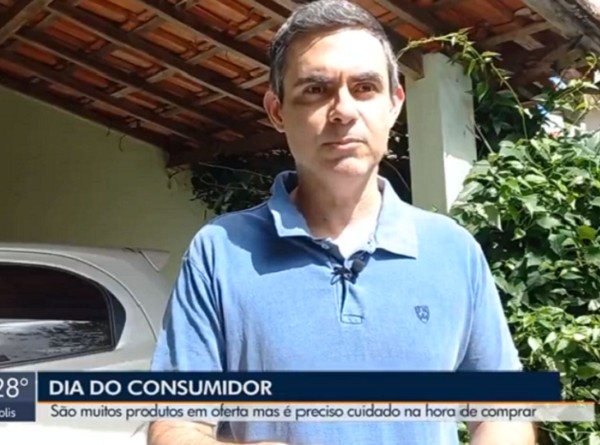 Professor da UNIFAL-MG alerta consumidores sobre cuidados necessários com promoções; dicas são apresentadas em jornal da região