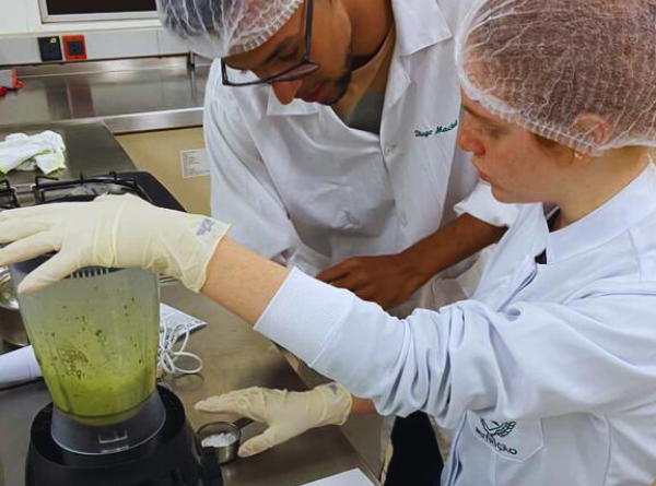 Projeto Nutrir Arte promove oficinas culinárias lúdicas como estratégia de Educação Alimentar e Nutricional; ação…