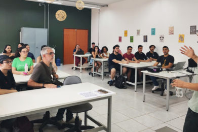 Em visita à Agência de Inovação e Empreendedorismo, discentes do curso de Química conhecem atividades desenvolvidas nos espaços de incubação e criação