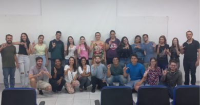 Projeto desenvolvido no campus Poços de Caldas promove espaços de interação e diálogo entre a comunidade acadêmica ouvinte e surda por meio da Língua Brasileira de Sinais