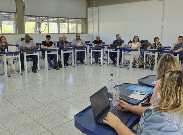 UNIFAL-MG sedia fórum das comissões de processos seletivos de instituições de Minas para debate sobre acesso ao ensino superior e formas de ingresso além do Sisu